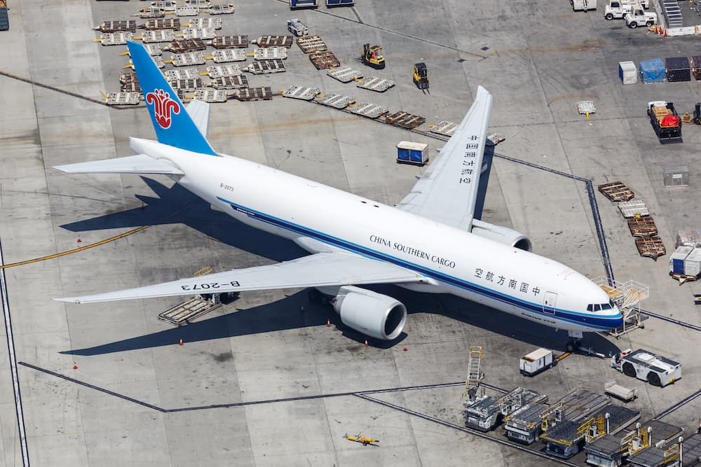 Trans-Pacific Airfreight Market Adapts to E-commerce and Geopolitical Shifts