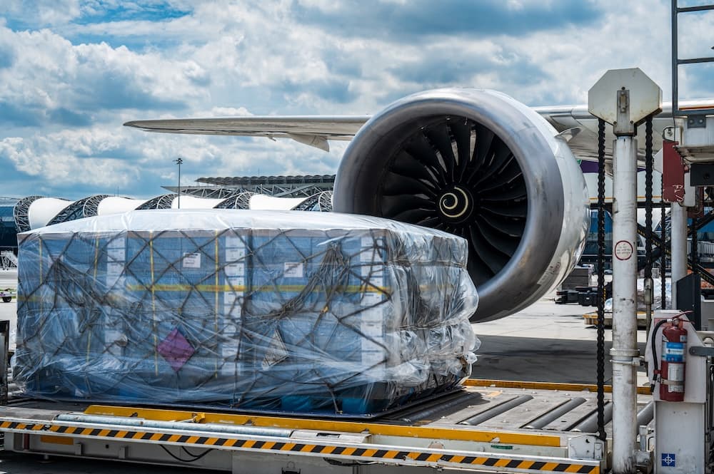 AI Demand Creates Airfreight Tightness in Asia Amid Softening Consumer Volumes