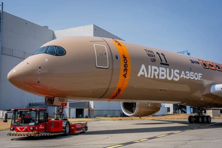 Airbus A350F Test Flight Becomes Most Tracked Globally