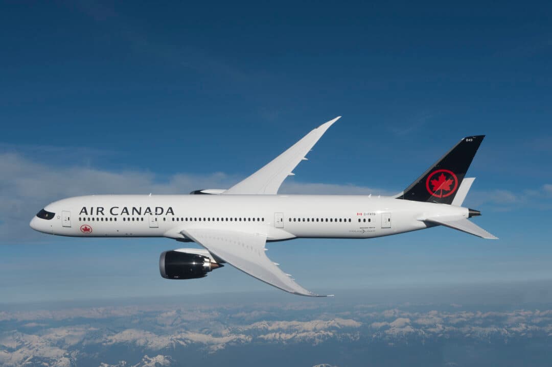 Quito Airport Enhances Connectivity with Air Canada's Return to Ecuador
