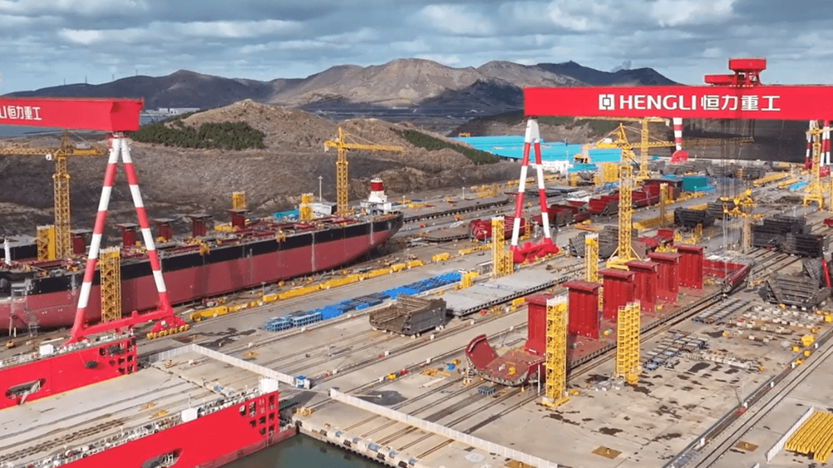 Greek Owners Boost Capesize Fleet with New Orders at Hengli Heavy Industry