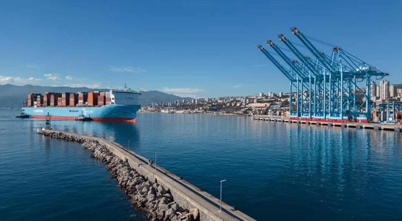 Maersk Warns of European Logistics Delays Amid Red Sea Disruption and Port Congestion