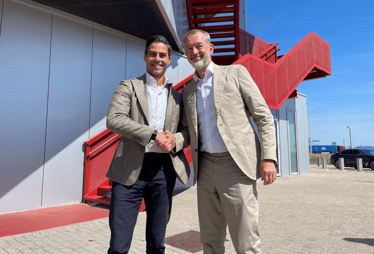 Dutch PM Visits Rotterdam Amidst Industry Concerns Over Grid Congestion and Investment