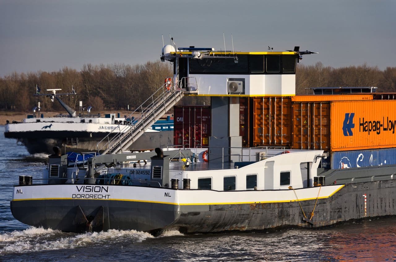 Amsterdam-Rhine Canal Night Closure Canceled After Industry Objections