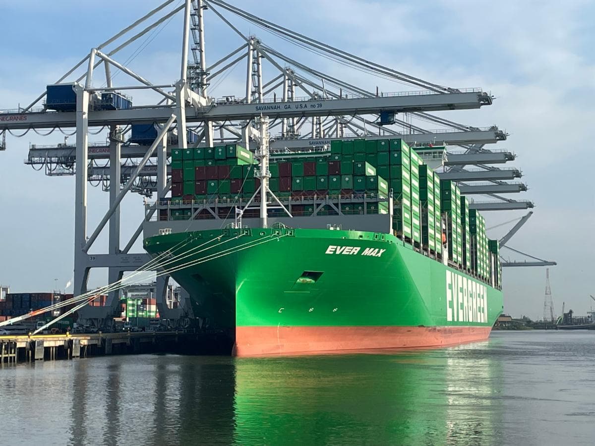 Evergreen Orders Five 24,000 TEU LNG-Powered Containerships