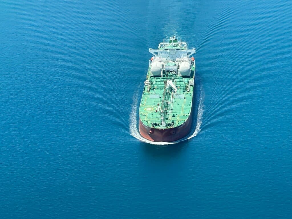 DH Shipbuilding Secures Record-Priced Suezmax Tanker Orders