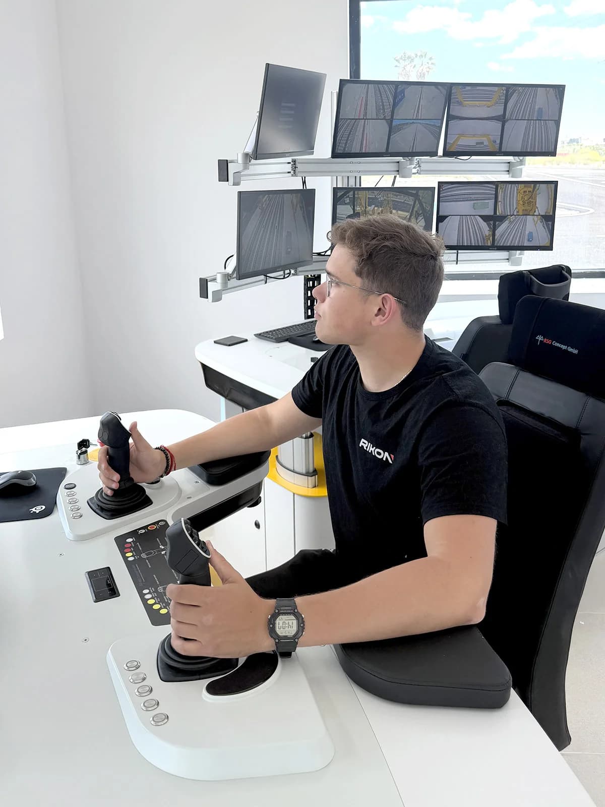 RIKON Implements Remote Crane Control at Valencia Intermodal Terminal