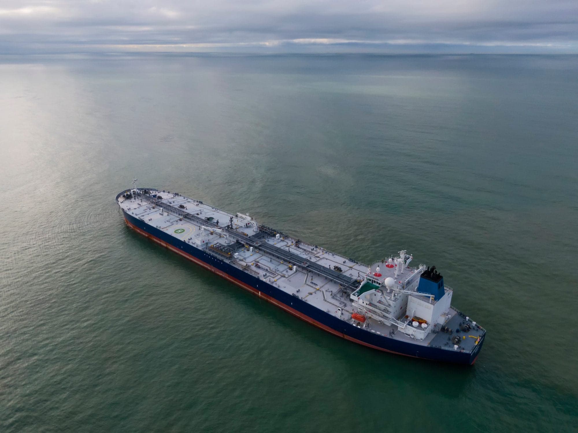 Oil Supertanker Earnings Surge on Middle East to Asia Routes Amid Security Concerns