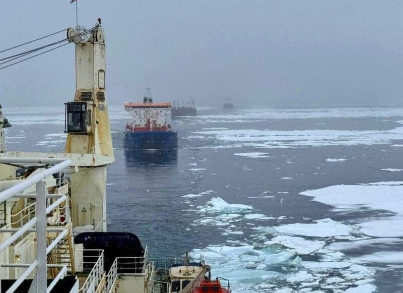 Russia Deploys First Conventional LNG Carrier to Arctic LNG 2 Amid Sanctions