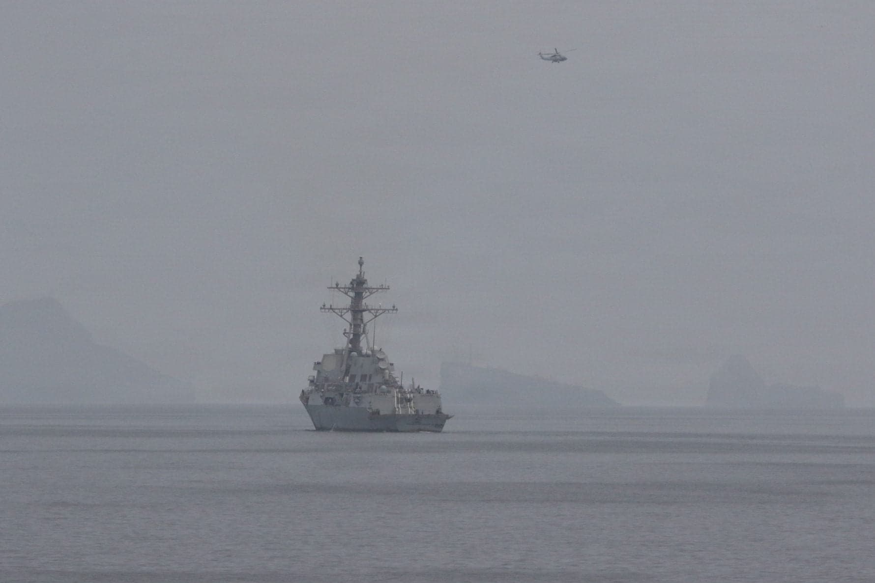 US Military Denies Resumption of Naval Escorts in Strait of Hormuz