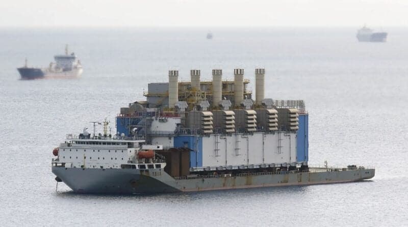 Sanctioned Vessels Transport LNG Modules from China to Russia's Arctic Project