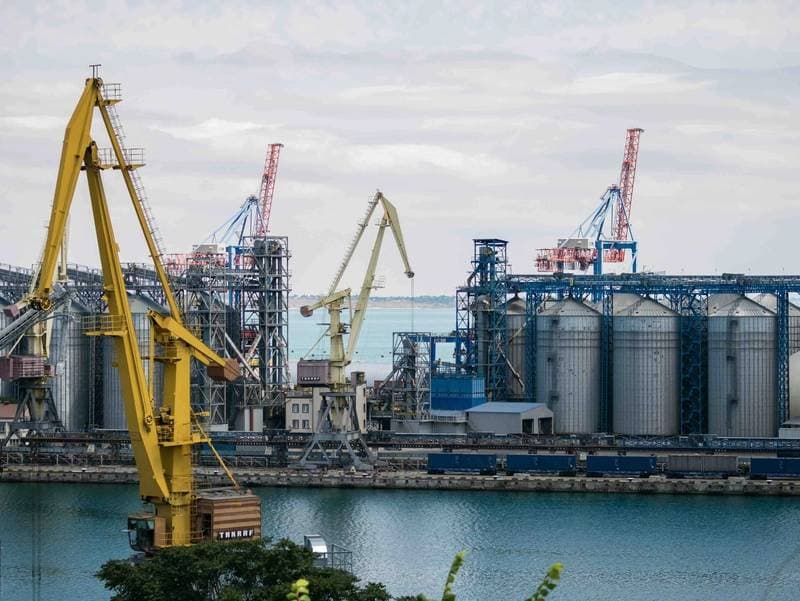 Baltic States Advocate for EU Ban on Russian Grain Transit