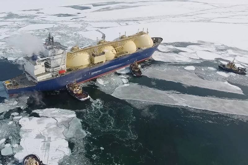 Russia's Second Ice-Class LNG Carrier Begins Northern Sea Route Transit