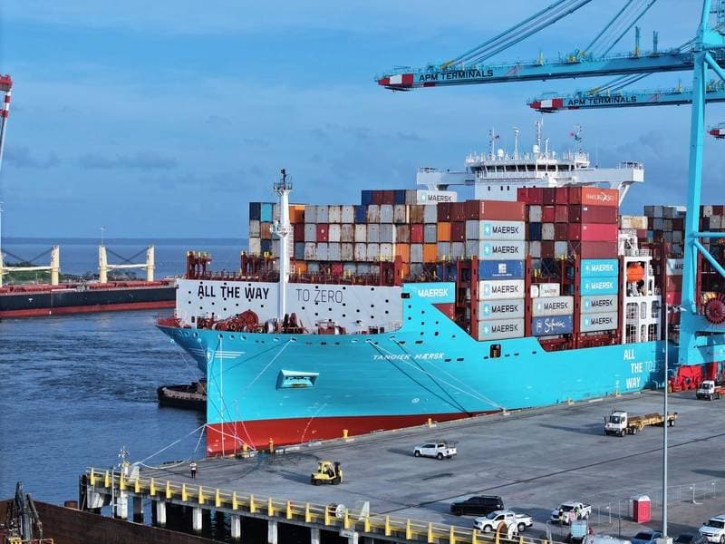 Maersk Container Ship Completes First Ethanol-Powered Voyage on US Route