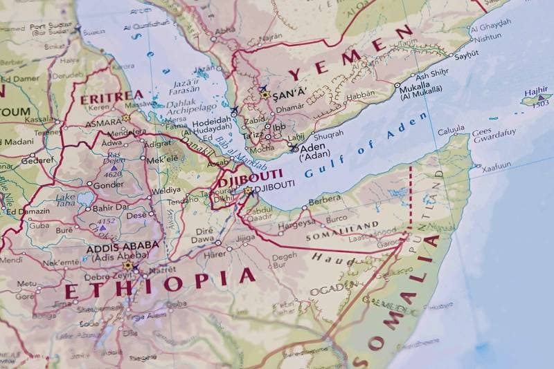 Houthi Attack in Bab el-Mandeb Strait Kills Four Crew Members