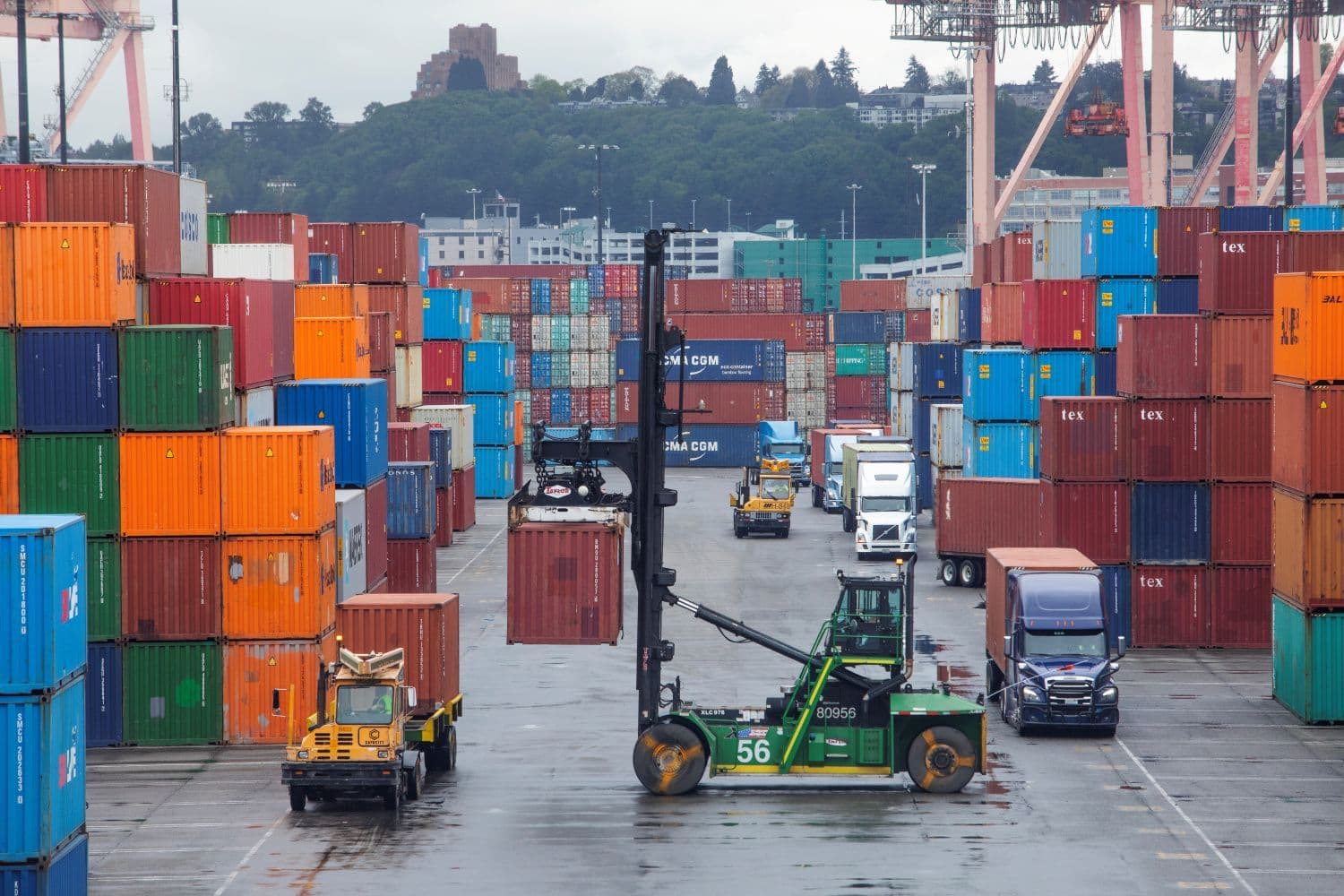 Seattle-Tacoma Seaport Alliance Explores Hybrid Operating Model Amidst Volume Decline