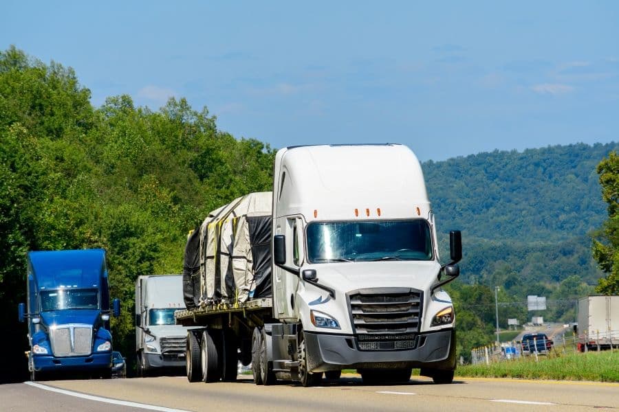 Flatbed Trucking Rates Increase Amidst Capacity Constraints and Regulatory Changes