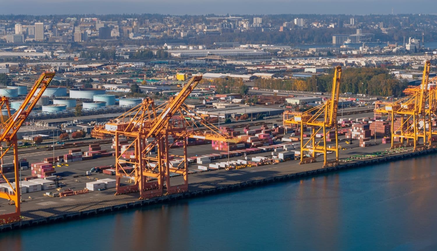 HMM Invests $135 Million to Expand Washington United Terminals Capacity by 50%