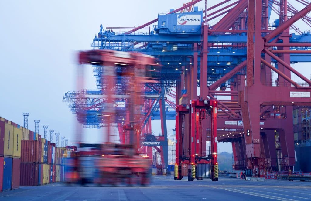 Ocean Carriers Enhance Terminal Control Through Strategic Port Investments