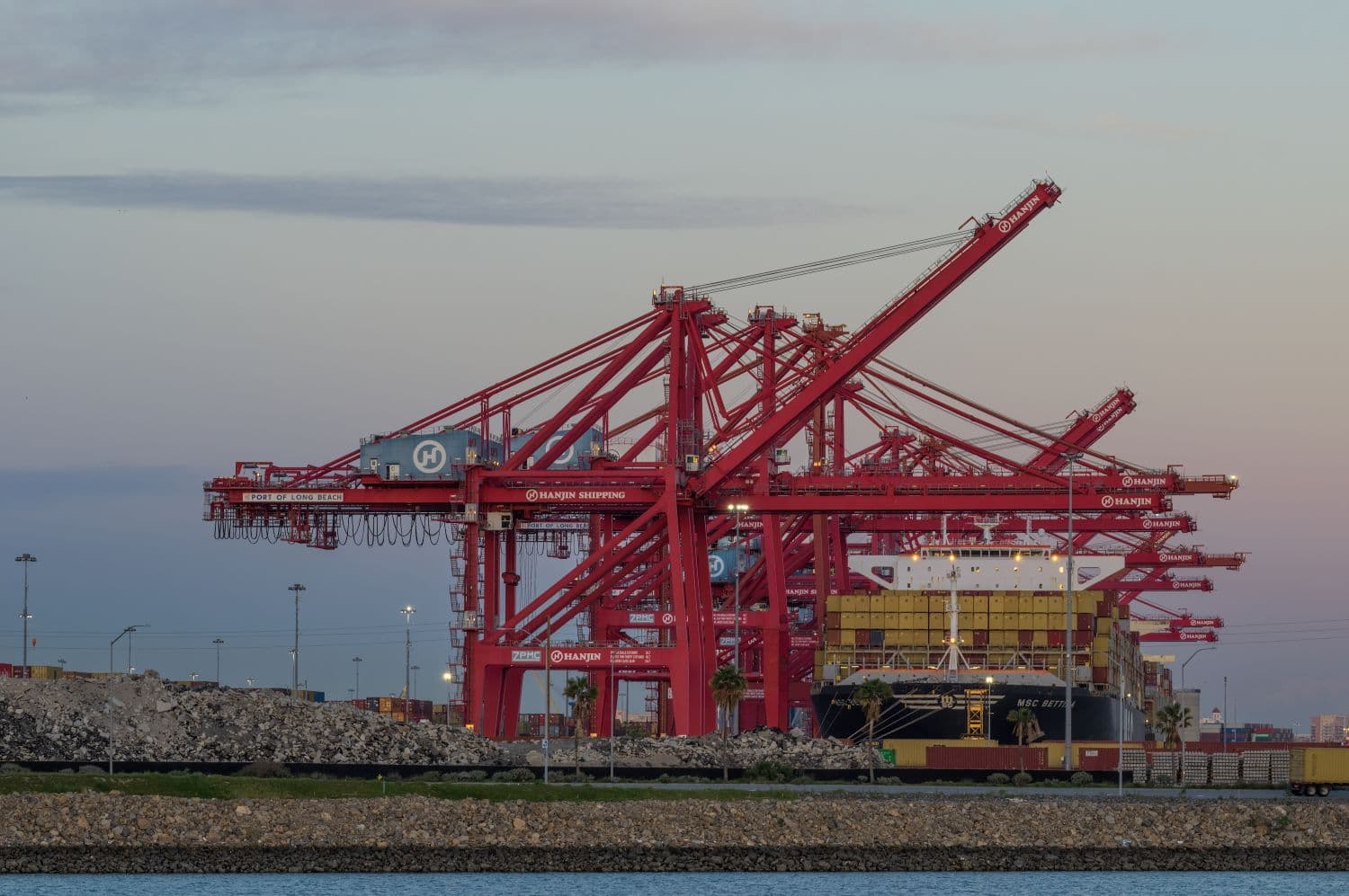 MSC Enhances Sentosa Service with Megamax Vessels to Long Beach