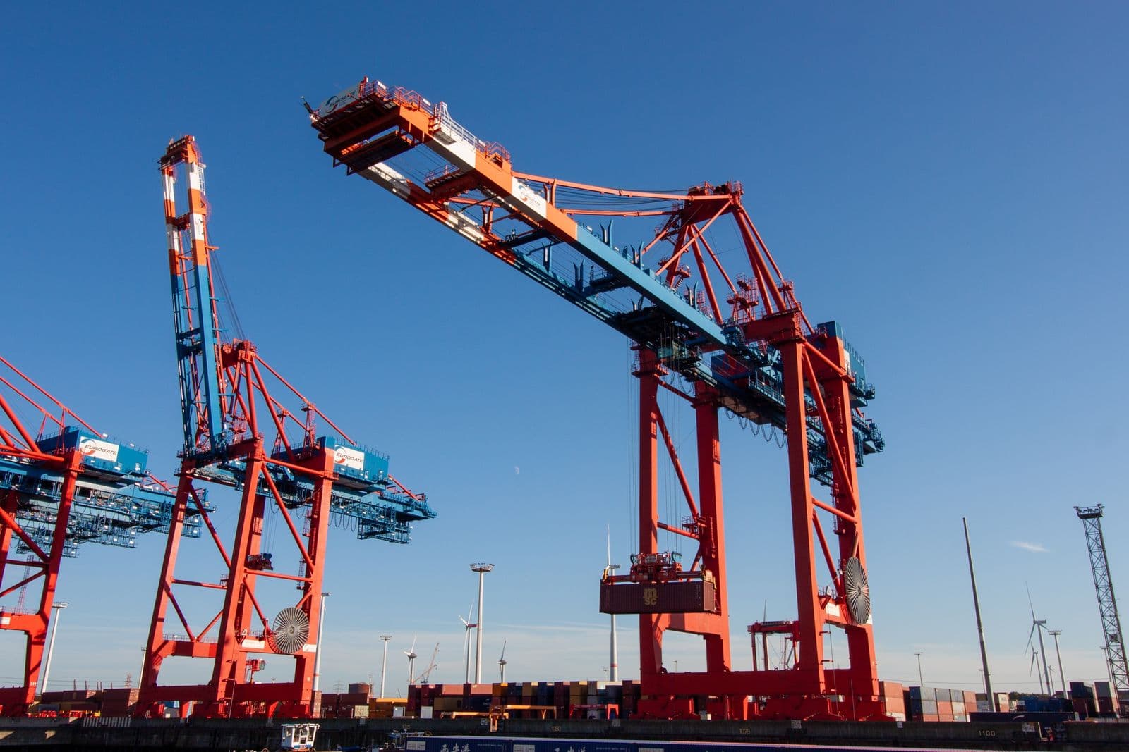 German Dockworkers Consider Strike Action Amid Worsening Port Congestion