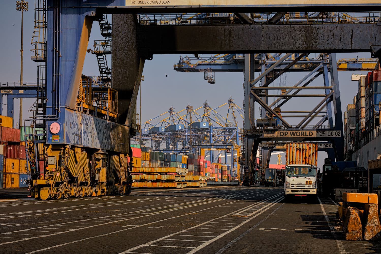 Energy Crisis Disrupts Cargo Flows in Pakistan and Bangladesh