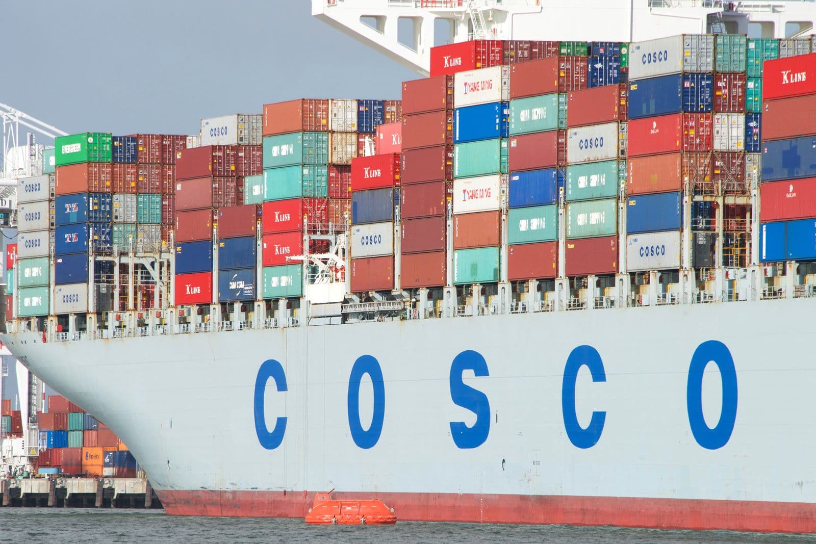 US Delays Port Fees on Chinese-Built Vessels Until January