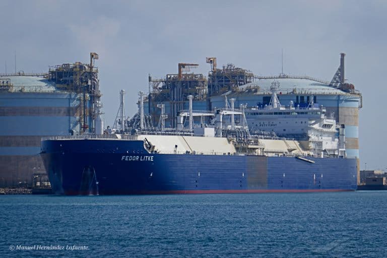 Greece Threatens EU Veto on Russian LNG Sanctions