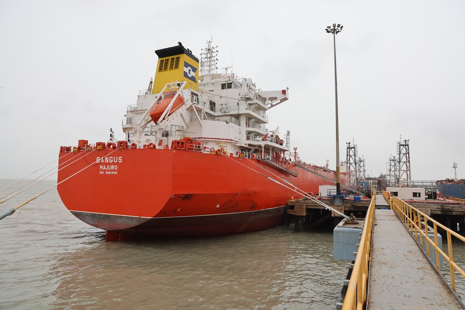 Mundra Port Handles India's Largest Single Shipment of Soybean Oil