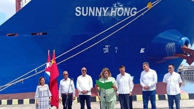Bulk Carrier Delivers Chinese Aid to Cuba