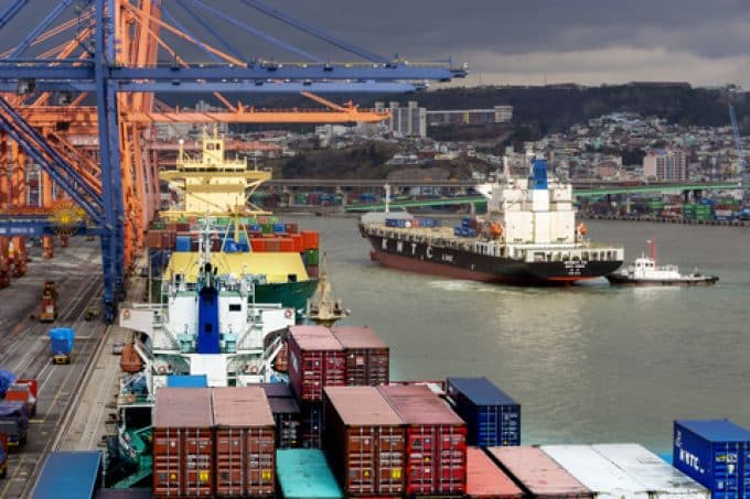 China's Container Production Expected to Decline by 30% Amid Market Rebalancing
