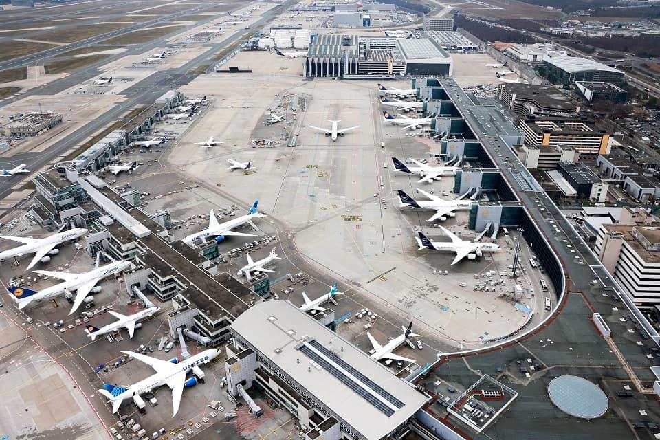 Frankfurt Airport Cargo Volumes Rise Modestly Amidst Middle East Conflict and Strikes