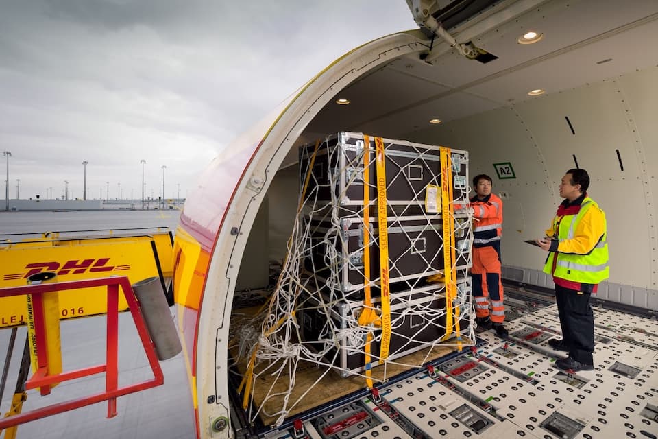 DHL Express Expands Time-Definite Service for Heavier Air Cargo