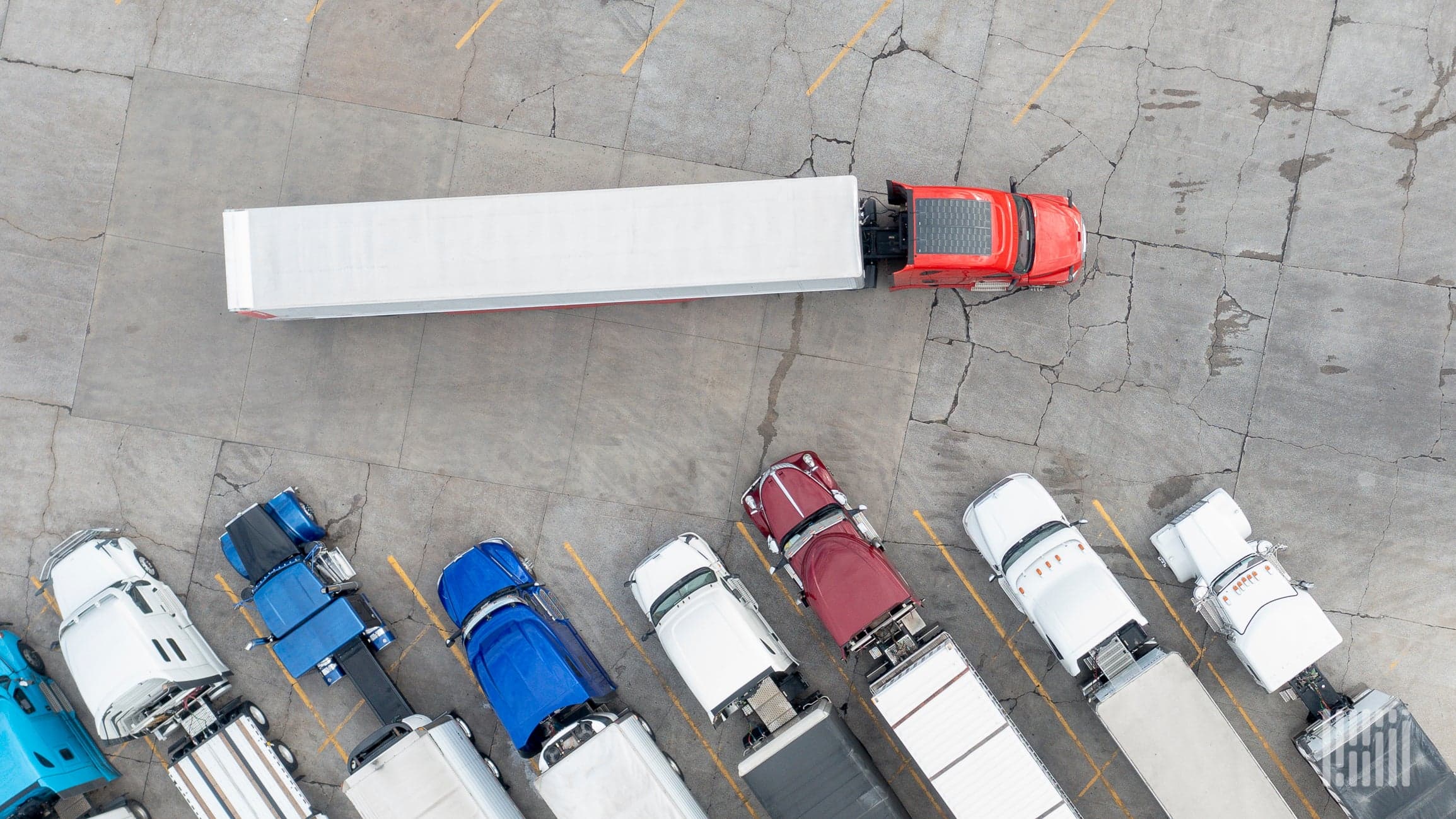 Trucking Fleets Must Rapidly Adapt to New Regulations and AI Integration