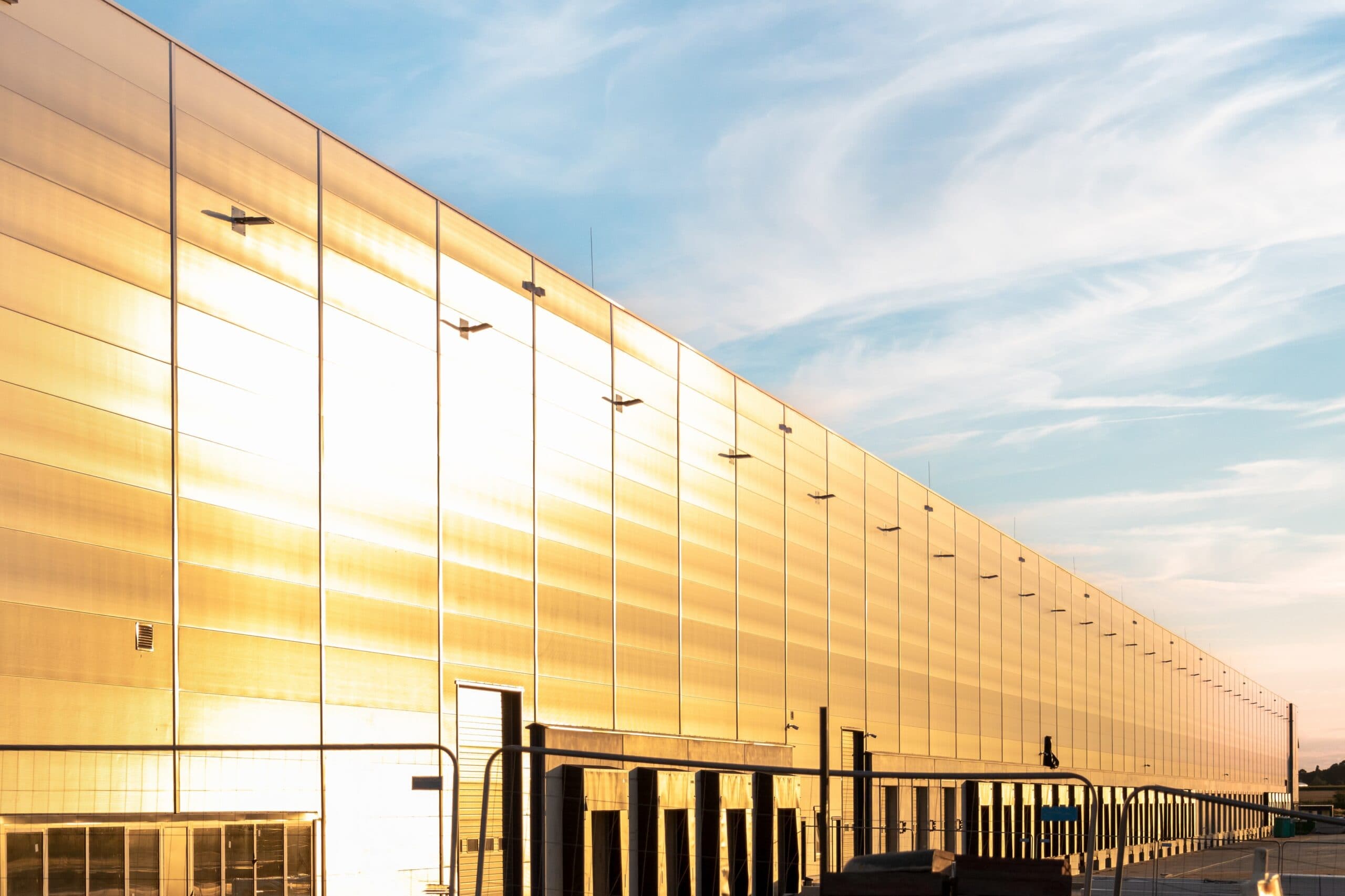 Industrial Real Estate Tightens, Favoring Last-Mile Logistics Operators