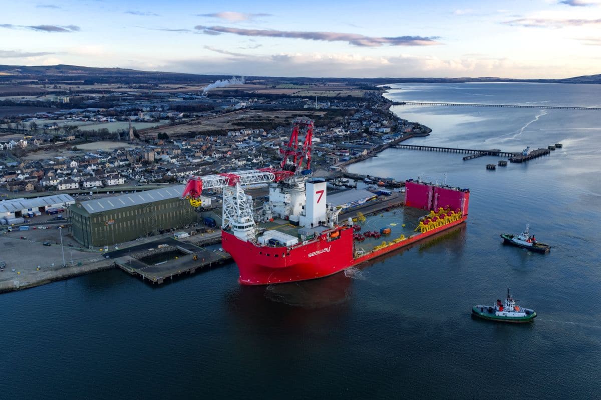 GPSS Secures Major Marine Logistics Contract for Inch Cape Offshore Wind Farm