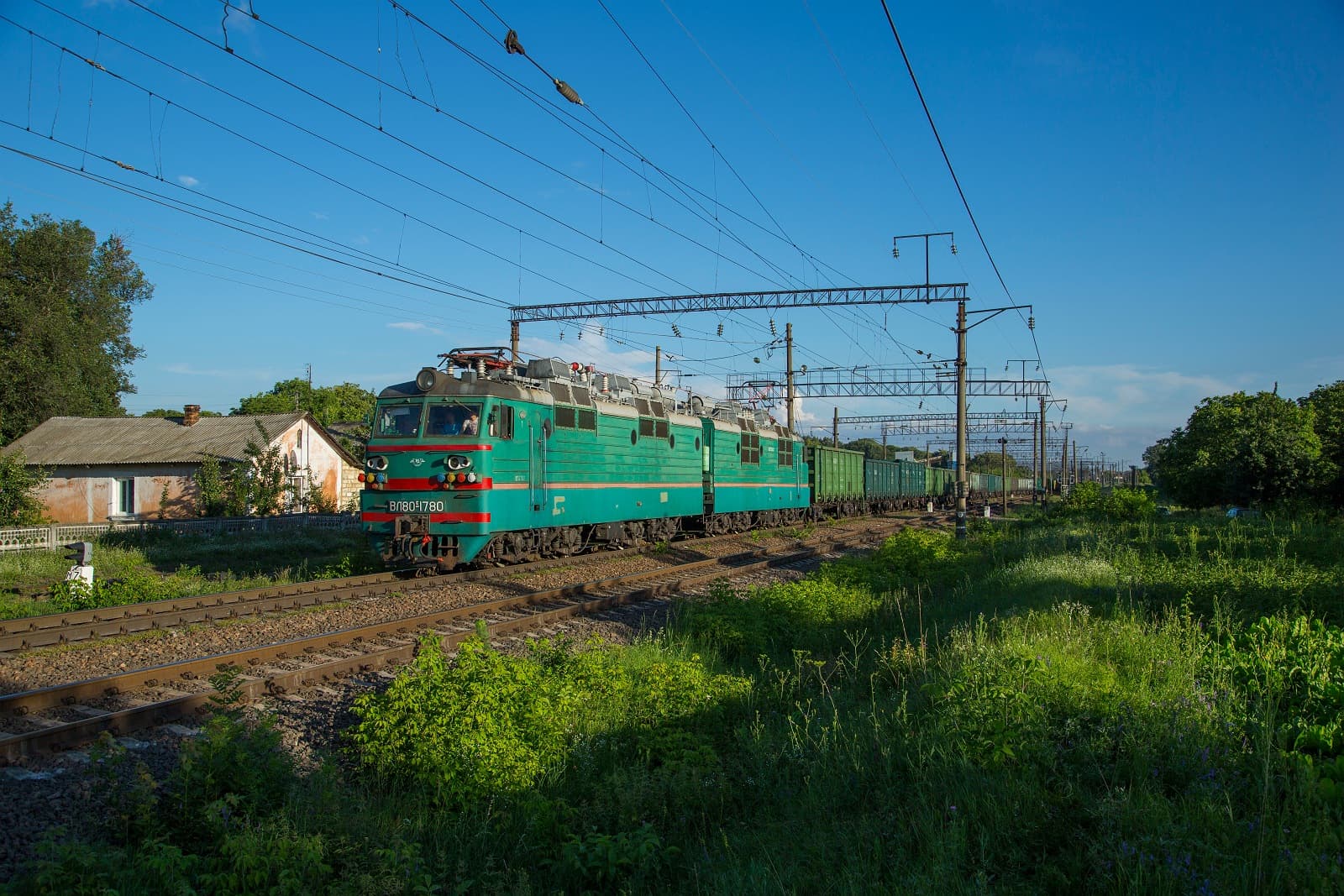 Ukrainian Rail Freight Volumes Decline by 6% in First Half of 2026