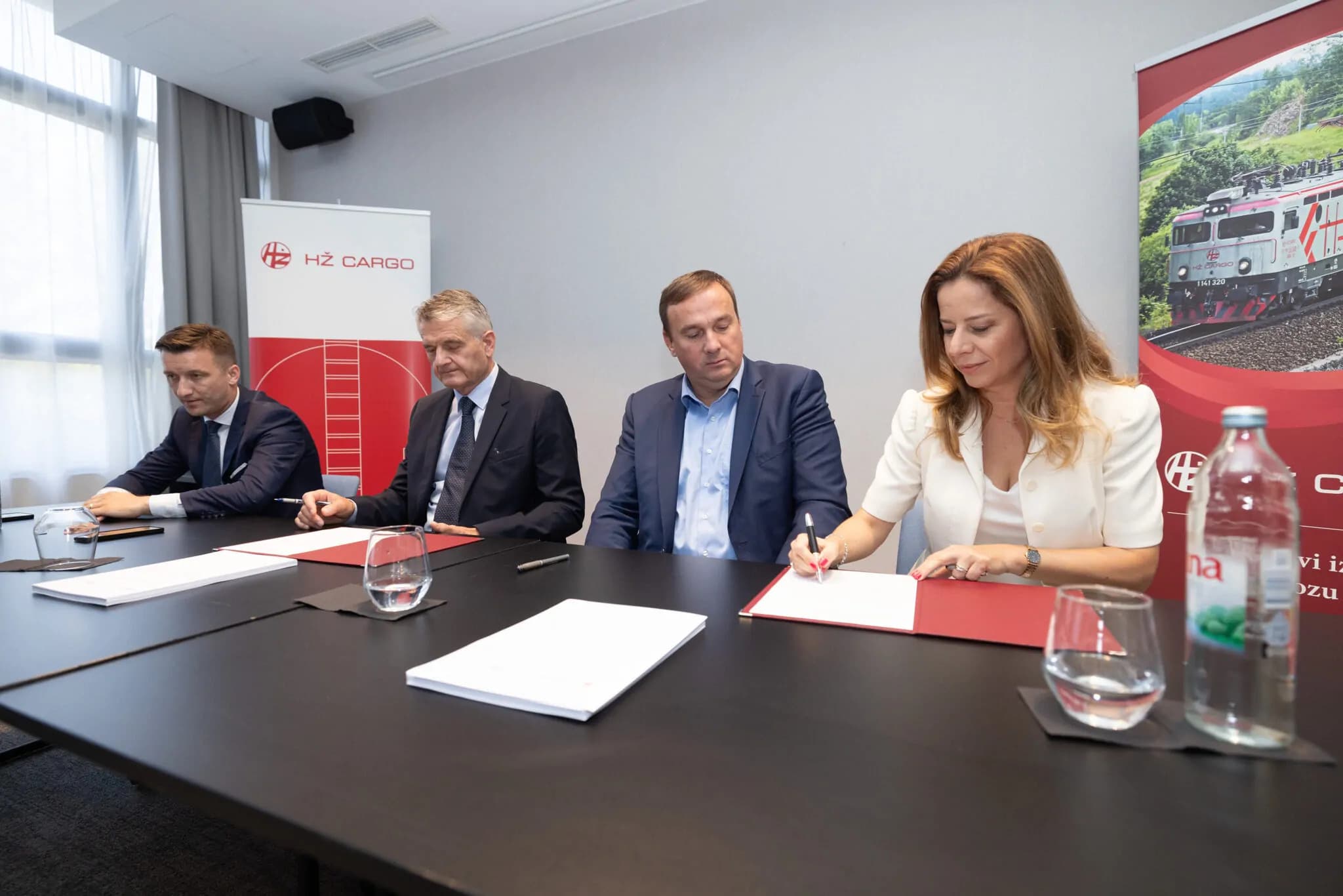 HŽ Cargo and Railtrans International Form Intermodal Joint Venture