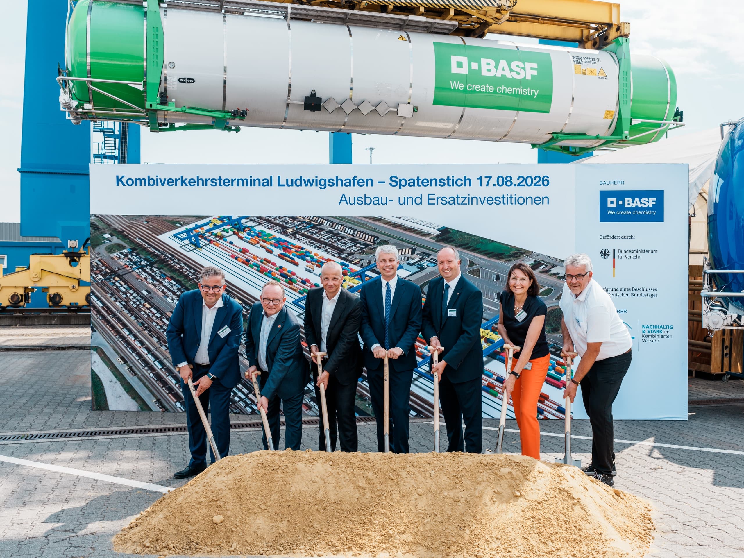 BASF Invests €100 Million in Ludwigshafen Multimodal Hub Expansion Amid Rhine Crisis