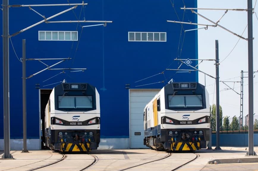 Azerbaijan Railways Acquires Seven Locomotives from China's CRRC Ziyang