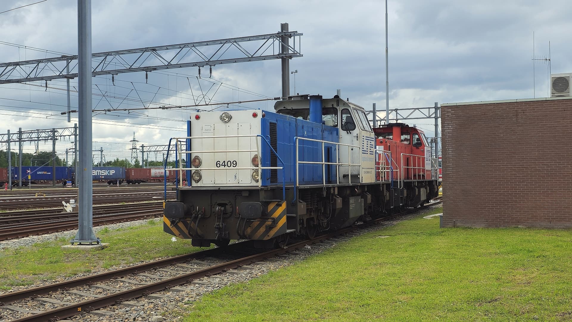 Rotterdam's Waalhaven Rail Yard to Expand with Six New 740-Meter Tracks