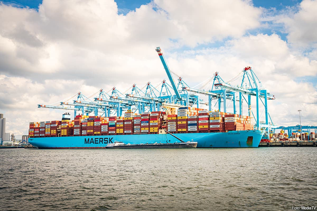 Maersk Resumes Red Sea and Suez Canal Transits for Middle East-US East Coast Services