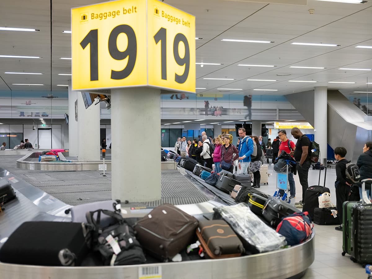 Schiphol Reports Increased Passenger Traffic in May Despite Middle East Tensions