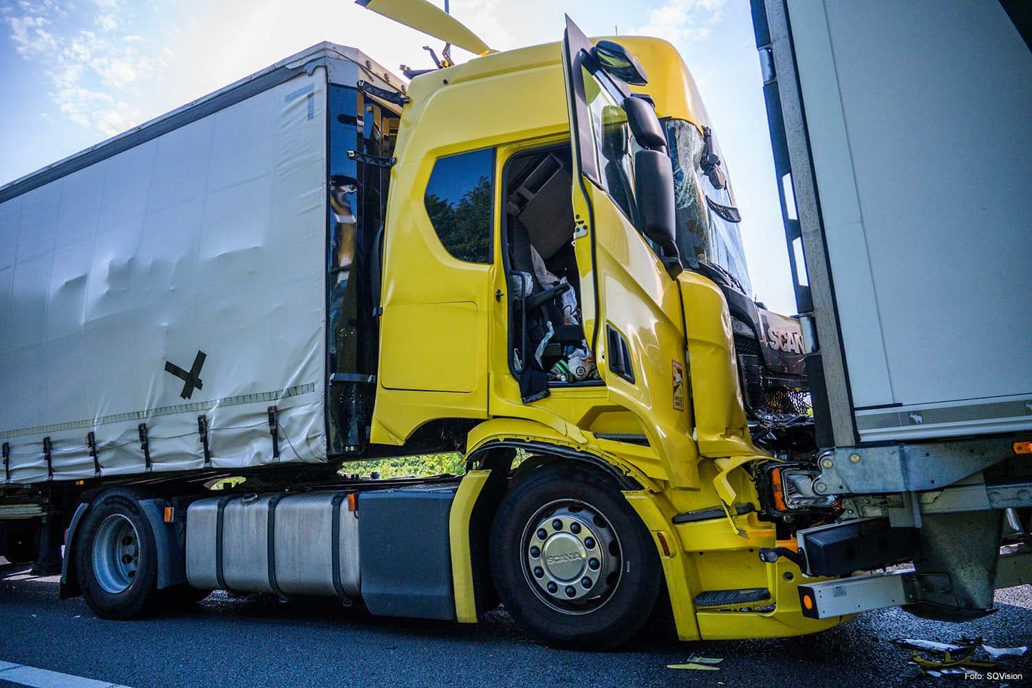 Lane Closed on A58 Near Etten-Leur Following Two-Truck Collision