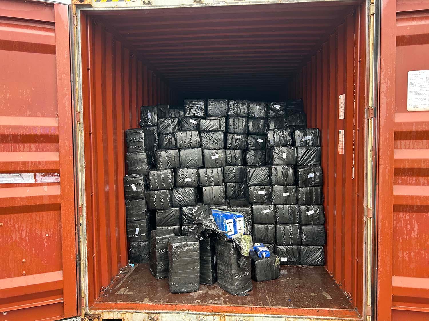 German Customs Seizes Eight Tons of Cocaine at Wilhelmshaven Port