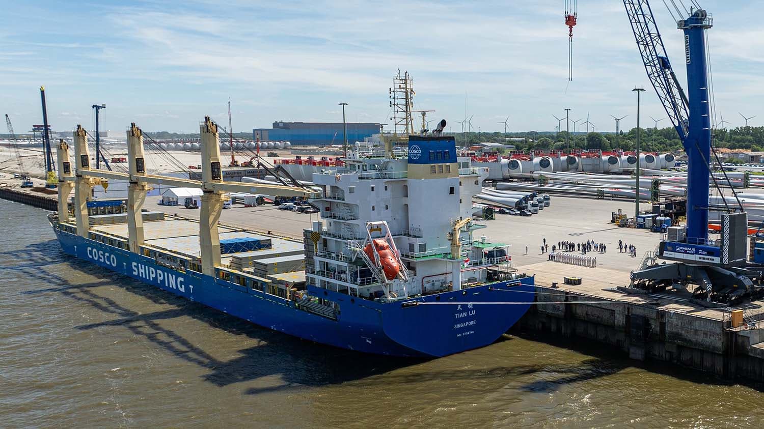 Rhenus and COSCO SHIPPING Partner to Expand European Project Logistics
