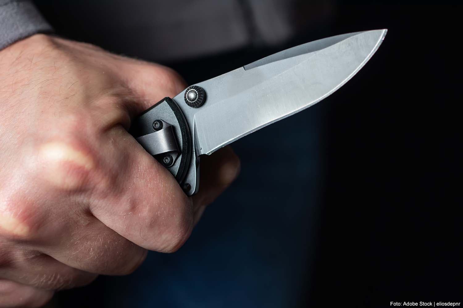 Armed Thieves Rob Trucker of Razor Blades and Dental Products in Germany
