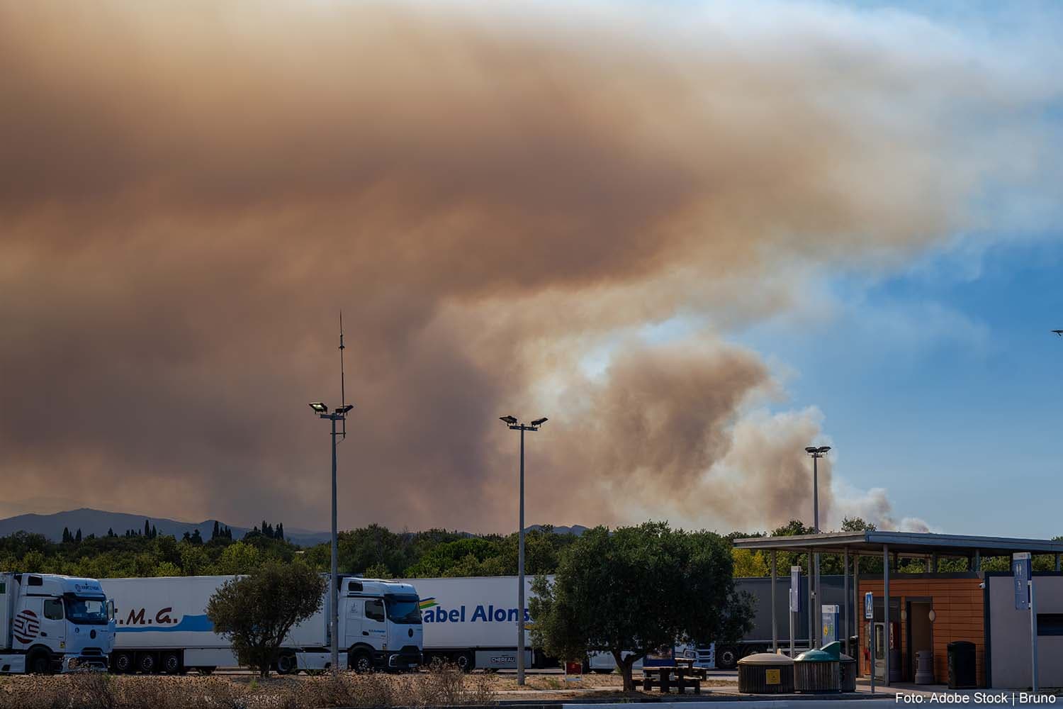 France Relaxes Driving and Rest Times for Firefighting Logistics