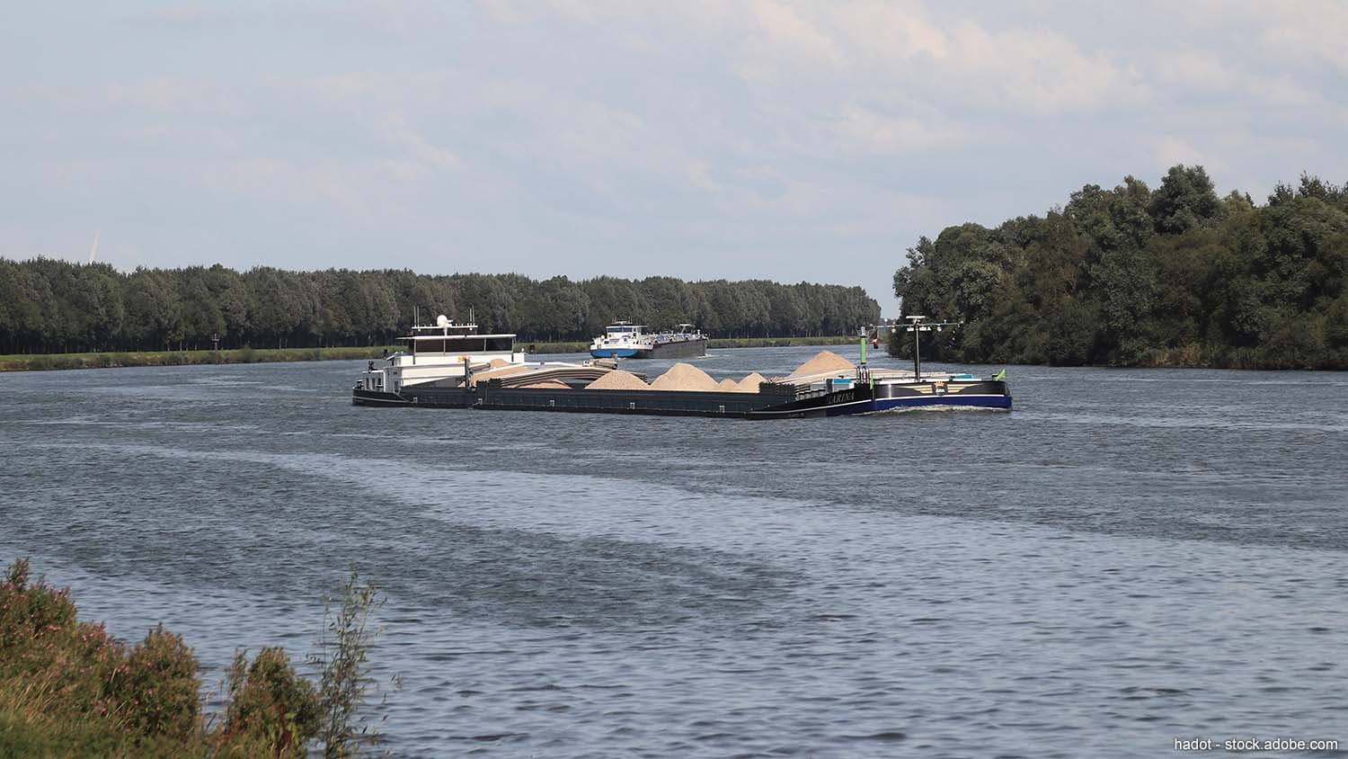 Dutch Inland Shipping Sees 15% Volume Drop in a Decade, Shifts Focus