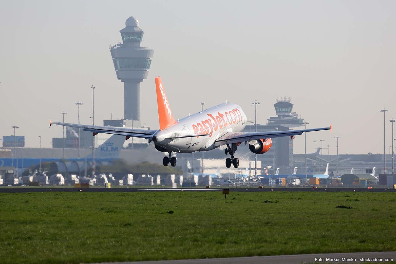 easyJet Fined by ILT for Repeated APU Use at Schiphol Despite Cleaner Alternatives